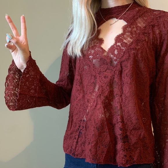 American Eagle maroon lace flutter sleeve top - Picture 2 of 5